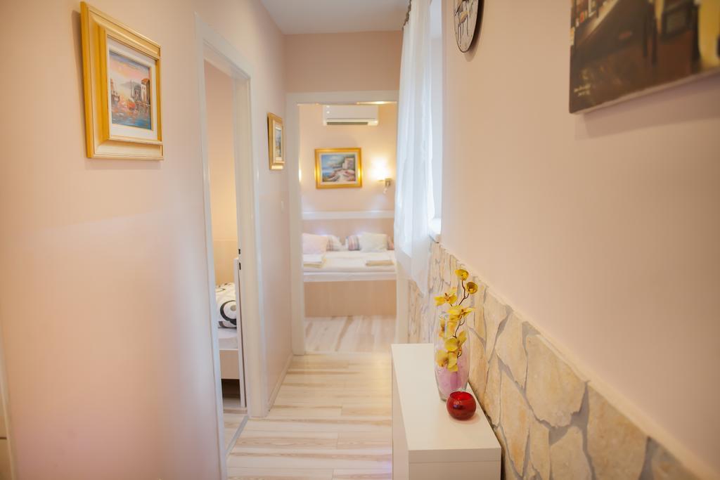 Apartment Barbara - Bojana Шибеник Екстер'єр фото